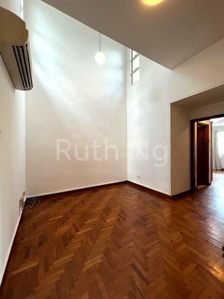 4 Bed Terraced House (Landed) for Rent in  Eastwood Centre - Image 12